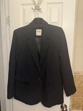 Abercrombie & Fitch Women's Black Single-Button Blazer